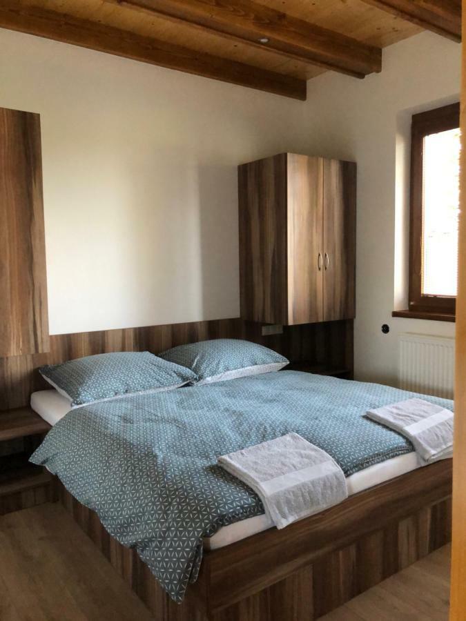 Néró Apartman Veľký Meder Exterior foto