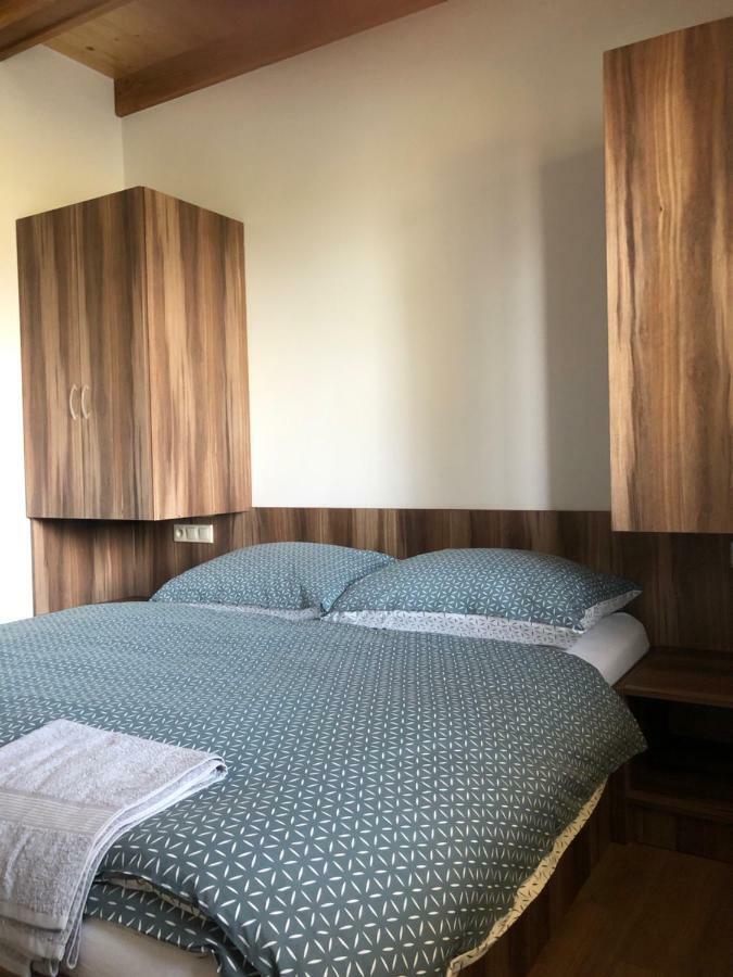 Néró Apartman Veľký Meder Exterior foto