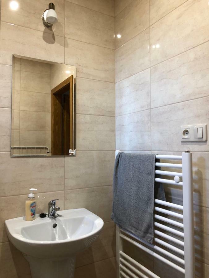 Néró Apartman Veľký Meder Exterior foto